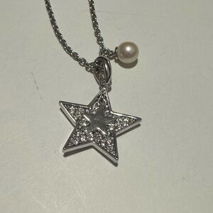 Vantel Pearls Silver Star Necklace with Pearl Charm
